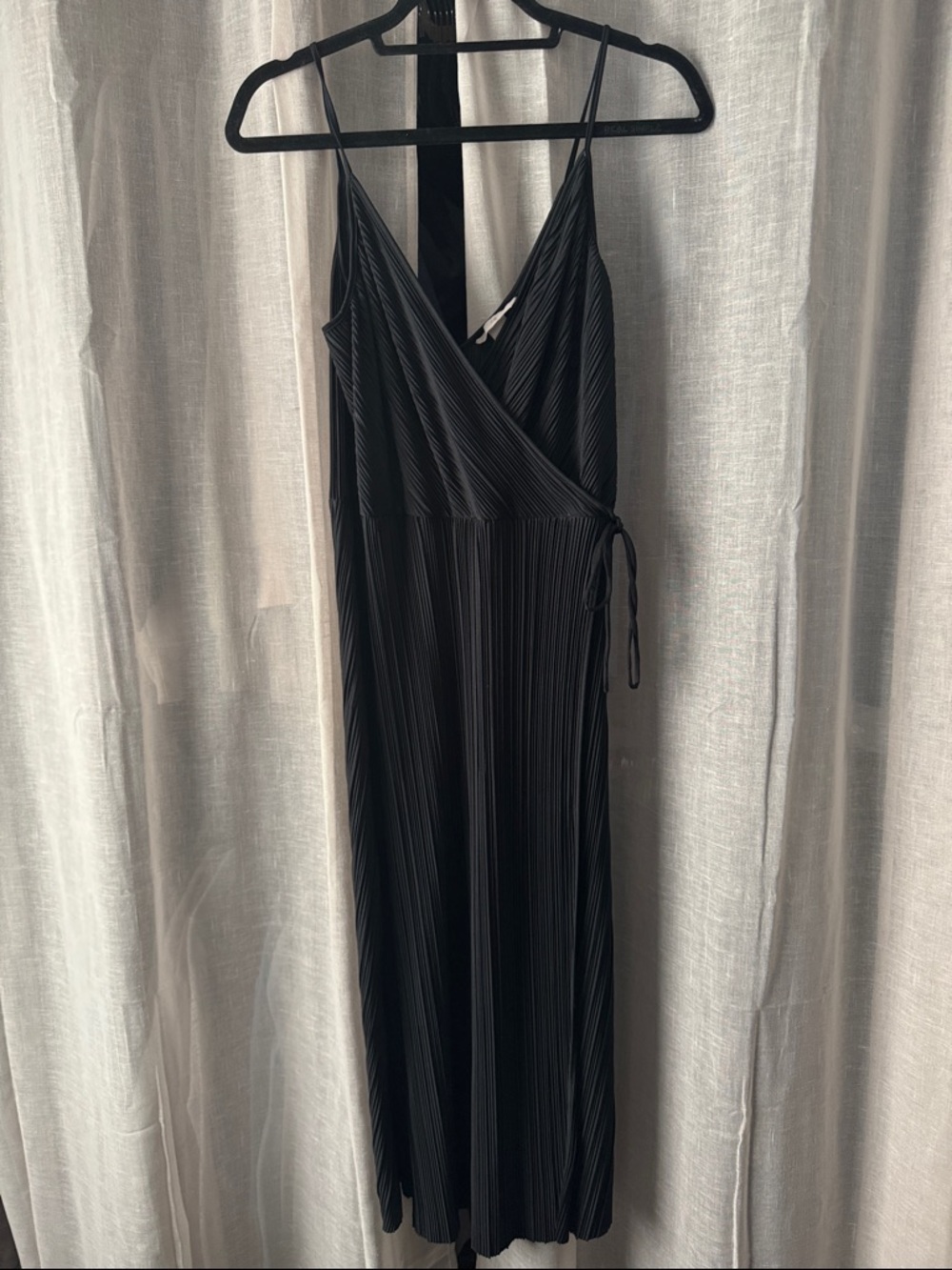 H&M Black Pleated Wrap-Style Midi Dress with Spaghetti Straps